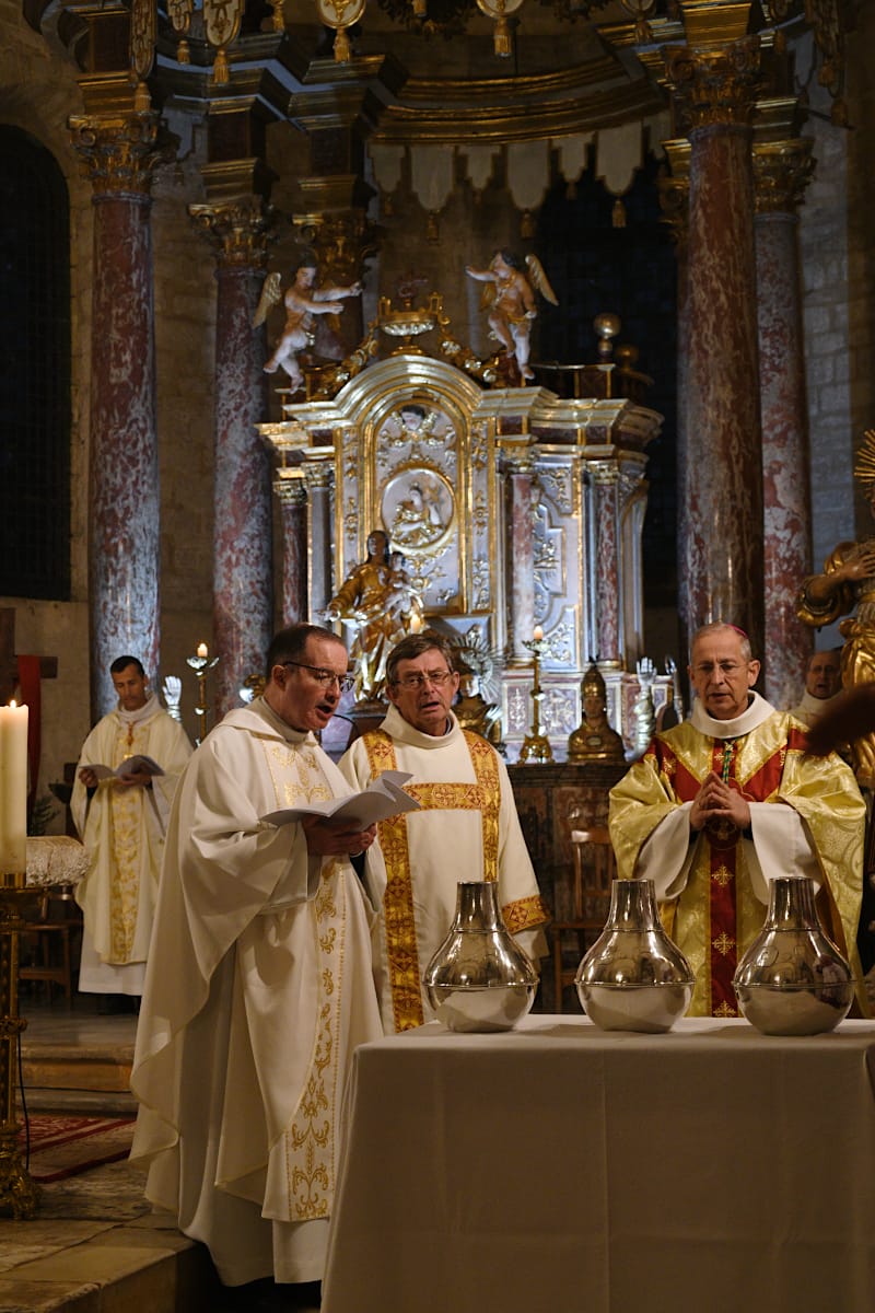 Messe Chrismale en la cathédrale d'Elne