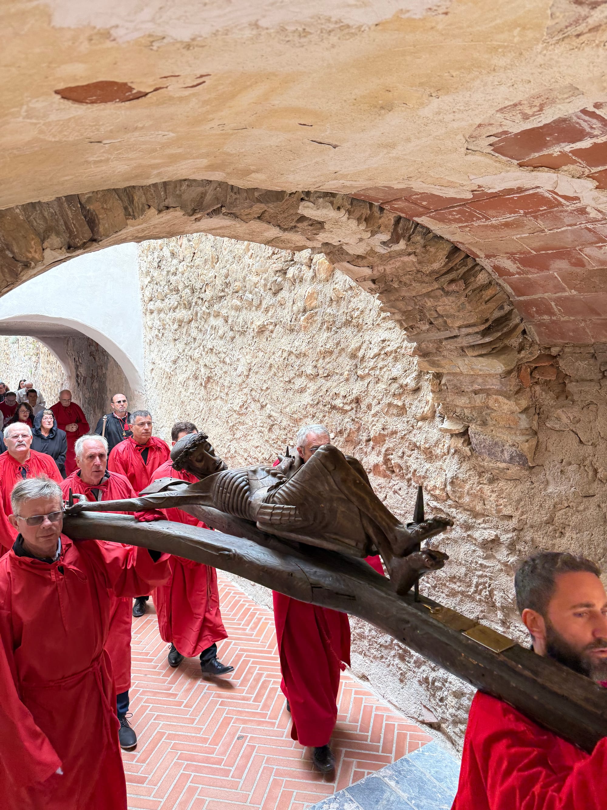 Le Dévôt Christ, à Baixas, pour une année